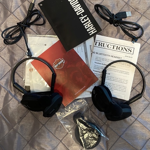 1 Pair of BOOM Audio headsets